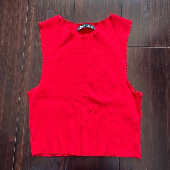 Red tank top - Picture 1 of 5